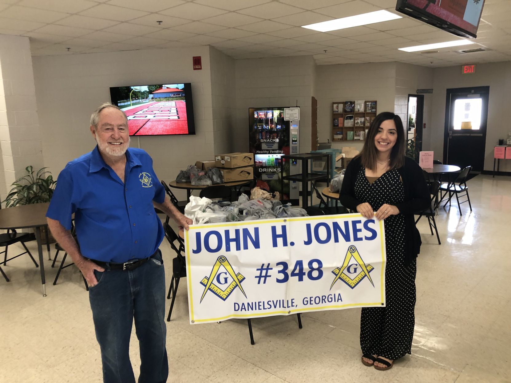 Masonic Lodge donates to M.A.R.T.